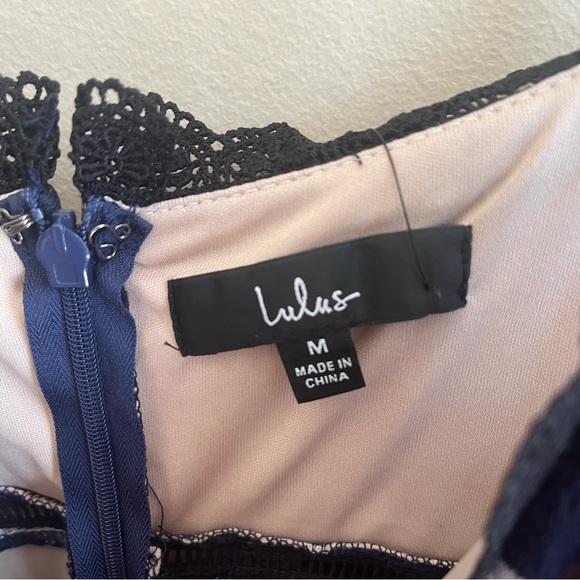 Lulu’s Navy Alluring Dream Maxi Formal Dress Sz M NWT - Picture 12 of 12